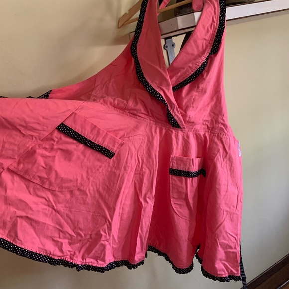 Kitsch’n Glam Apron | NWOT - Picture 6 of 9